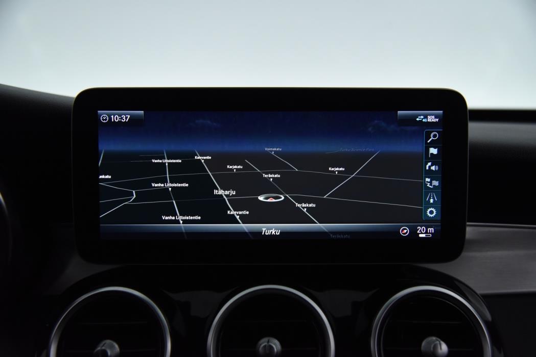 MERCEDES-BENZ C 2021