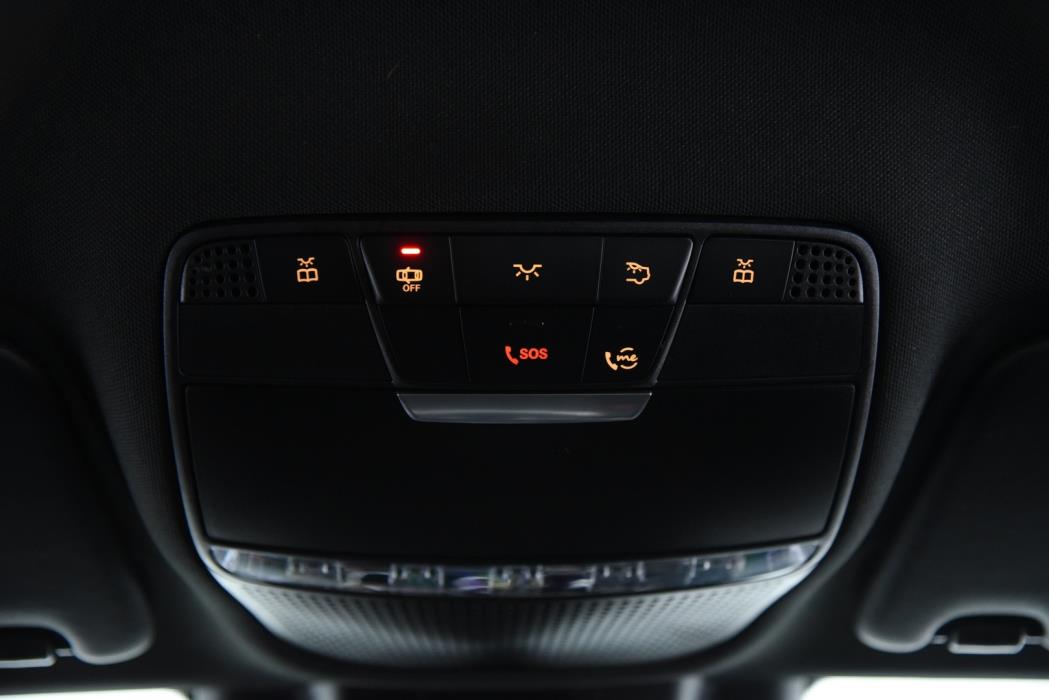 MERCEDES-BENZ C 2021