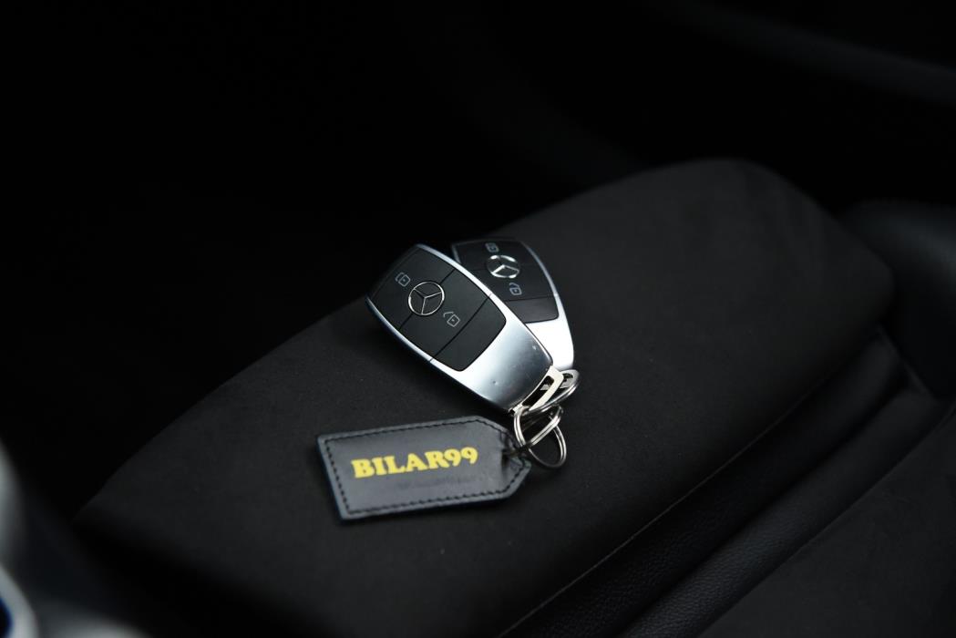 MERCEDES-BENZ C 2021