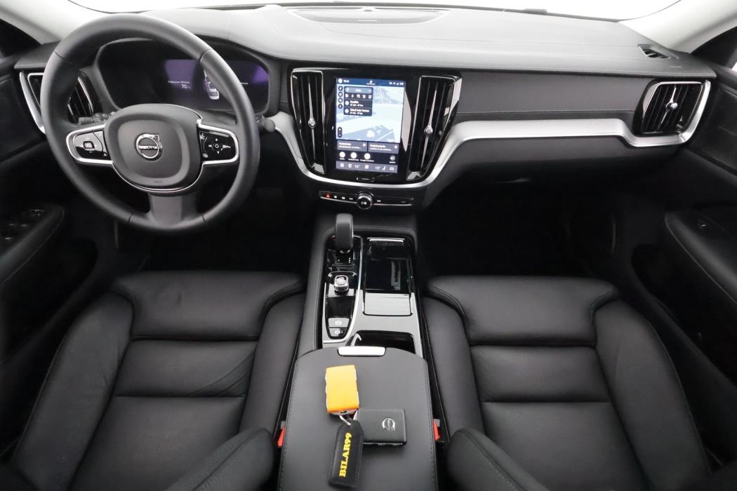 VOLVO S60 2025