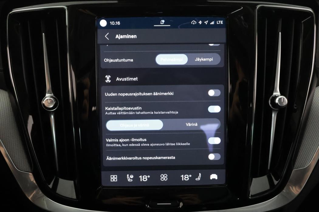 VOLVO S60 2025