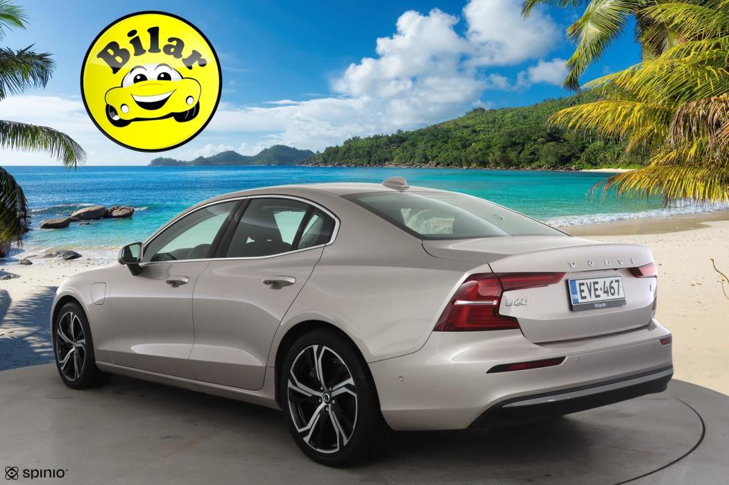 VOLVO S60 2025