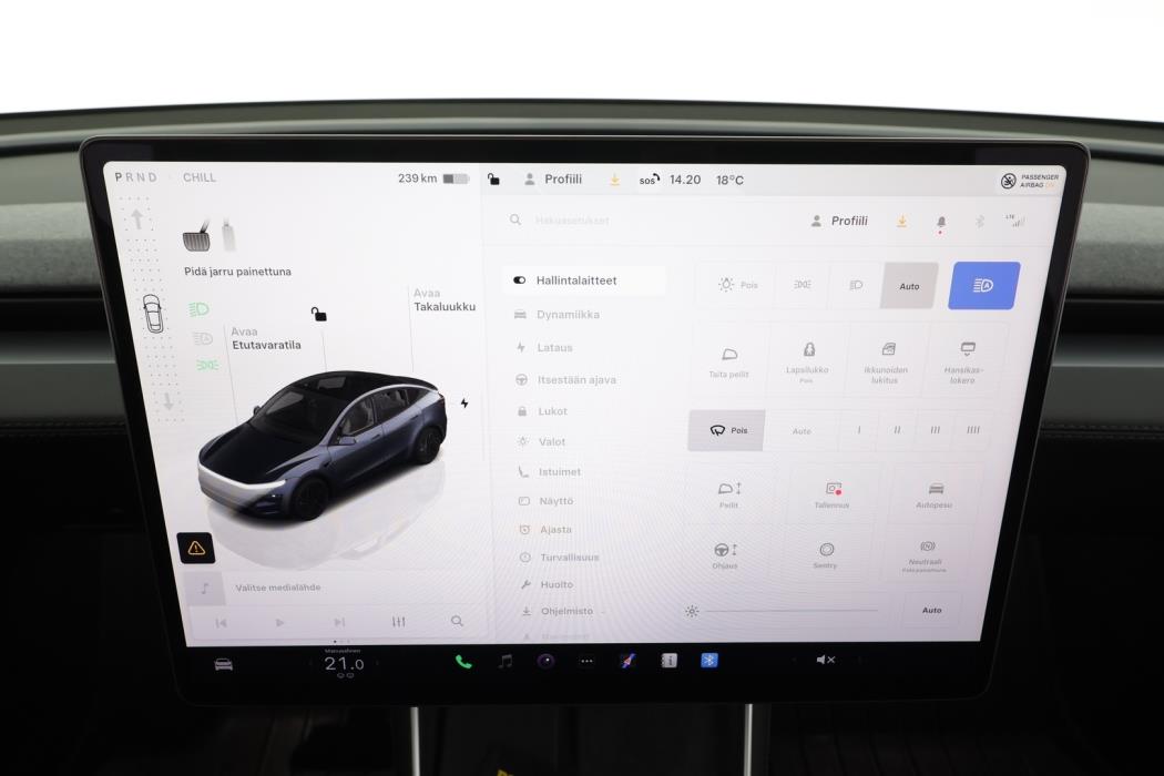TESLA Model Y 2025