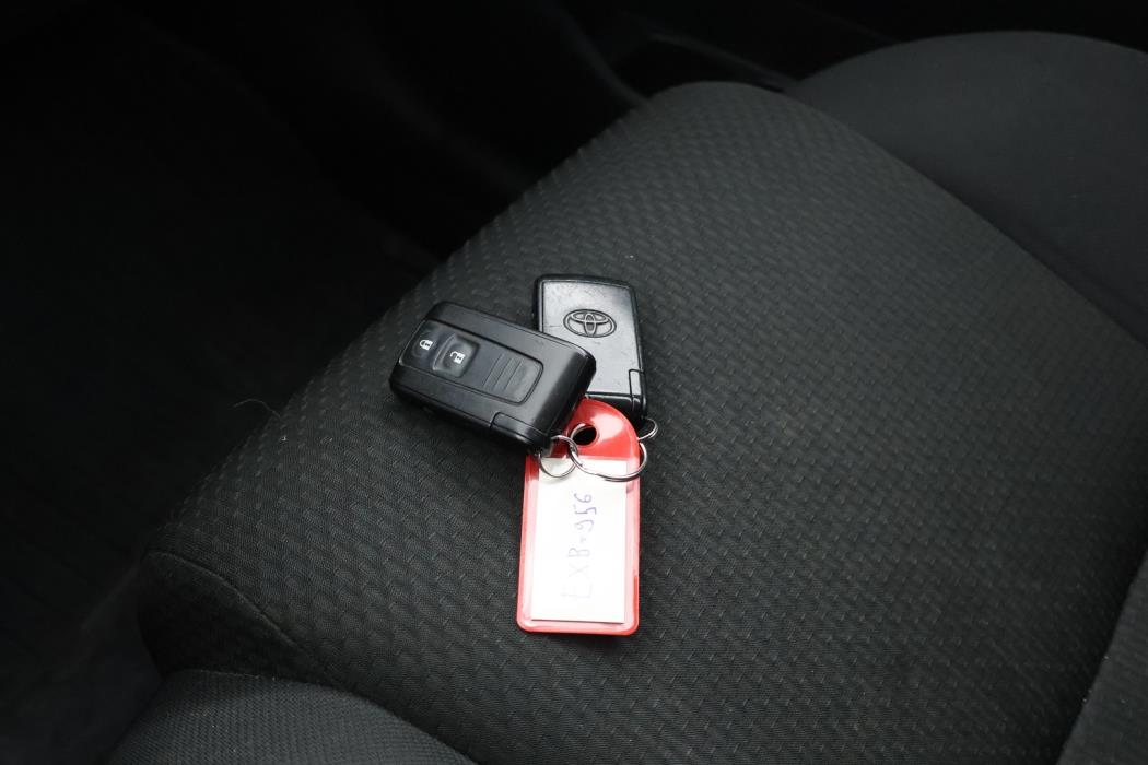 TOYOTA Corolla Verso 2004