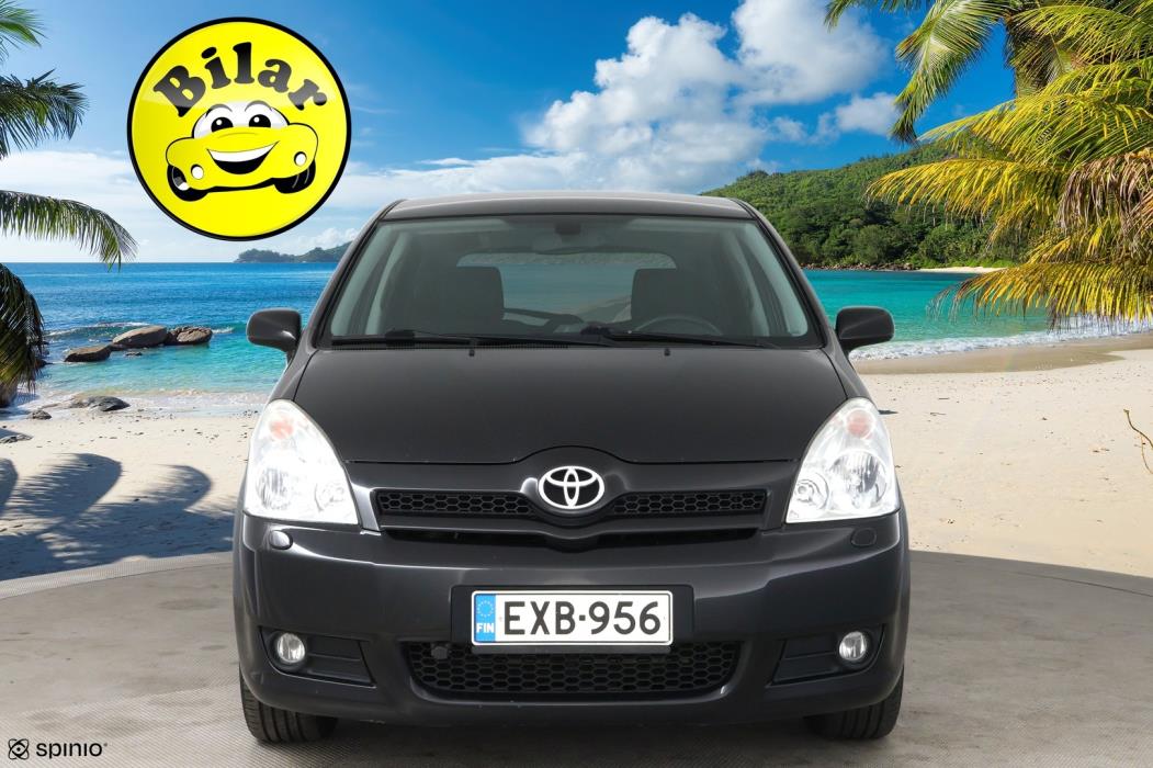 TOYOTA Corolla Verso 2004