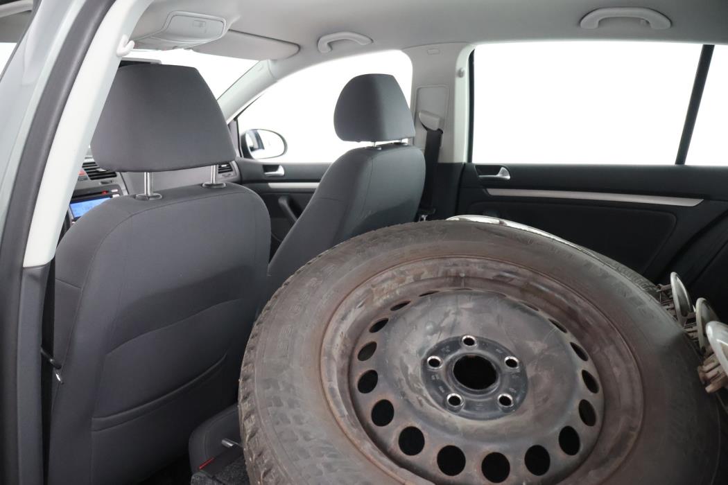 VOLKSWAGEN Golf 2008