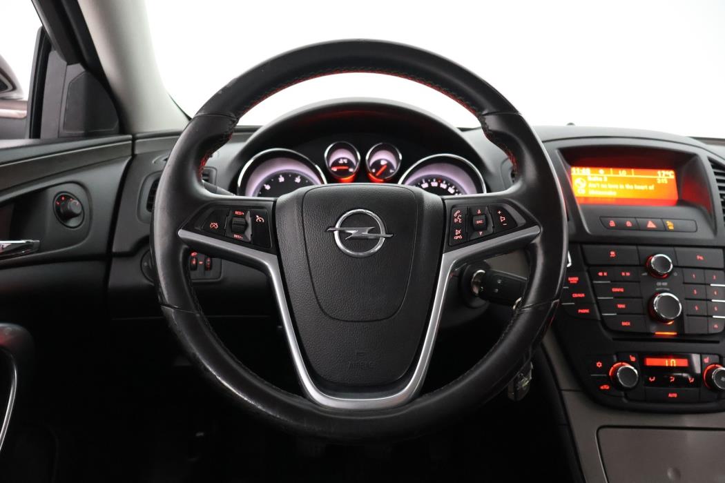 OPEL Insignia 2012
