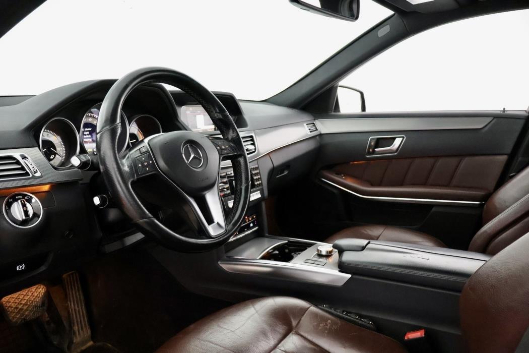 MERCEDES-BENZ E 2013