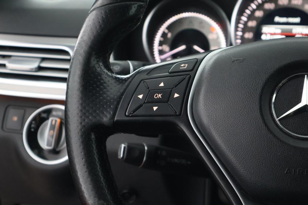 MERCEDES-BENZ E 2013