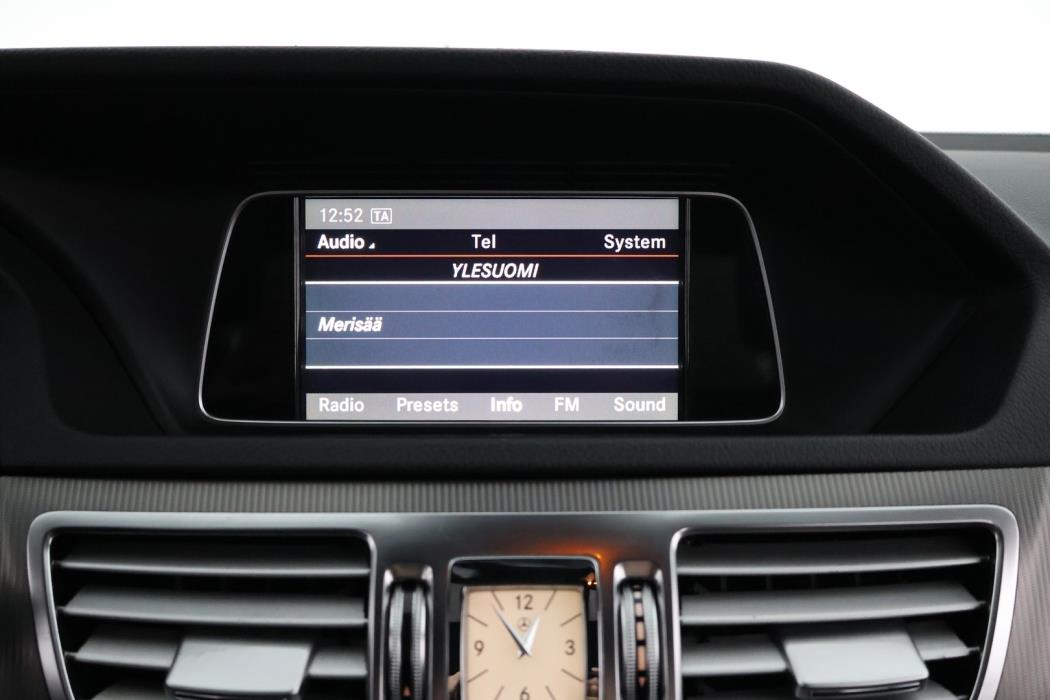 MERCEDES-BENZ E 2013