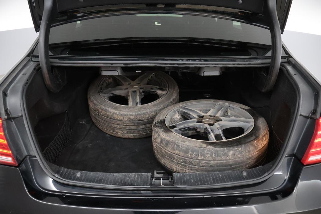 MERCEDES-BENZ E 2013