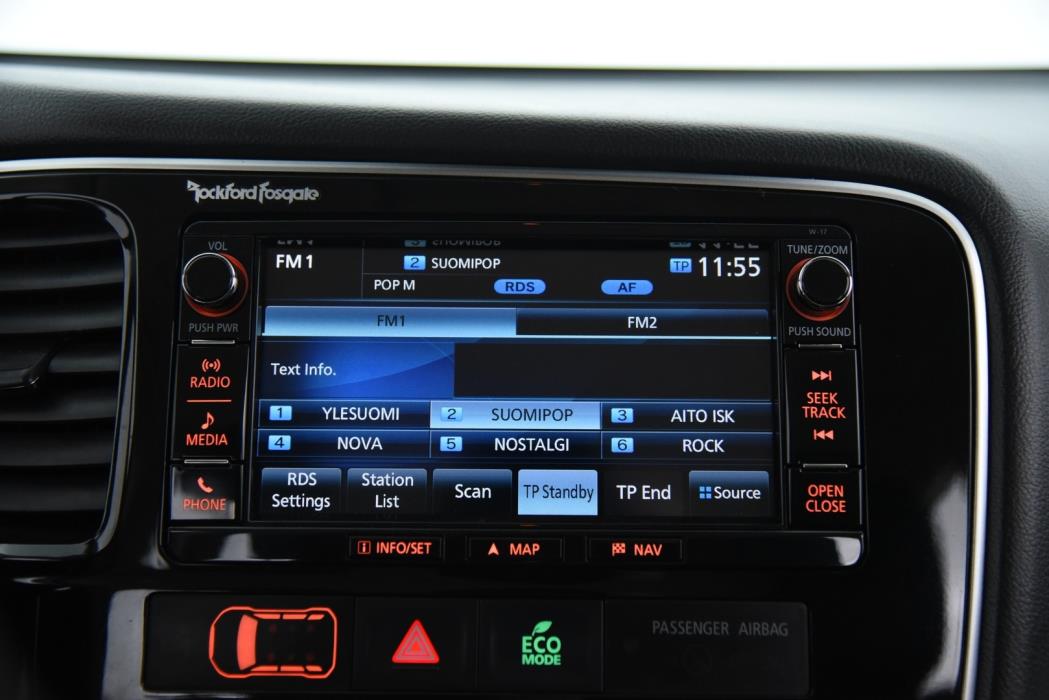 MITSUBISHI Outlander 2017