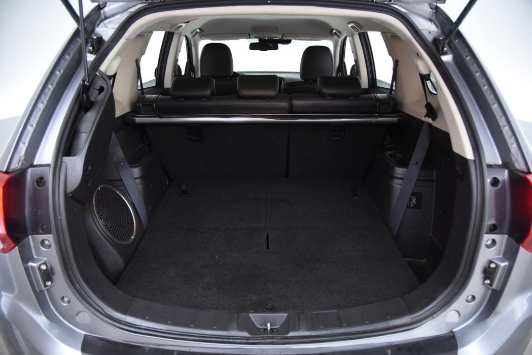 MITSUBISHI Outlander 2017