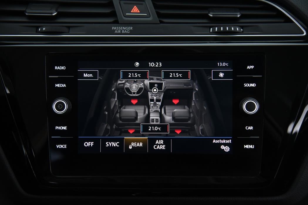 VOLKSWAGEN Touran 2019