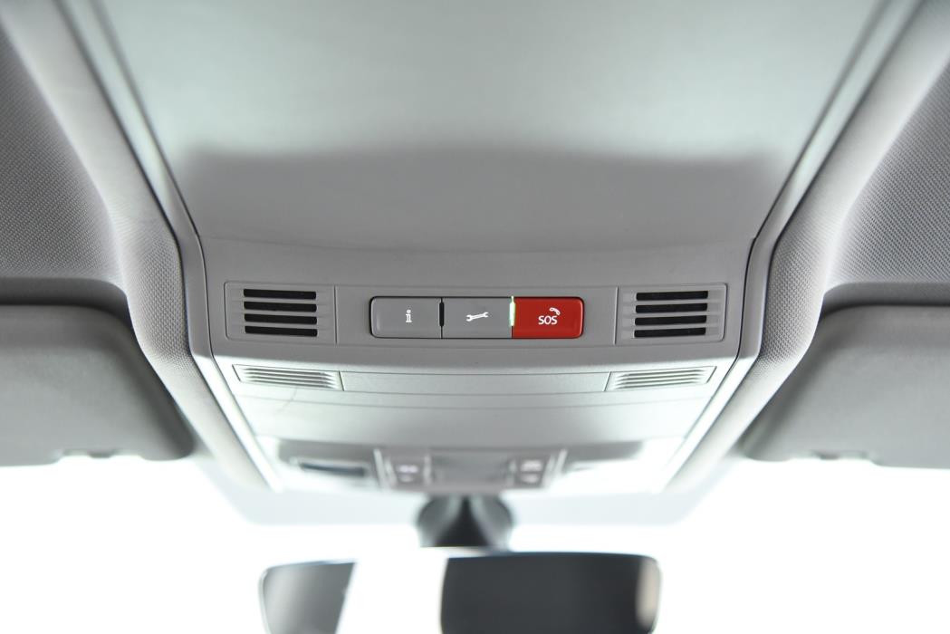 VOLKSWAGEN Touran 2019