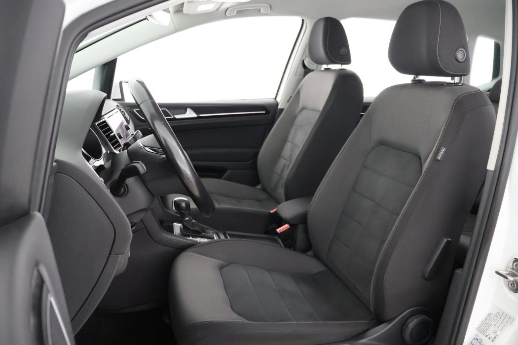 VOLKSWAGEN Golf Sportsvan 2019