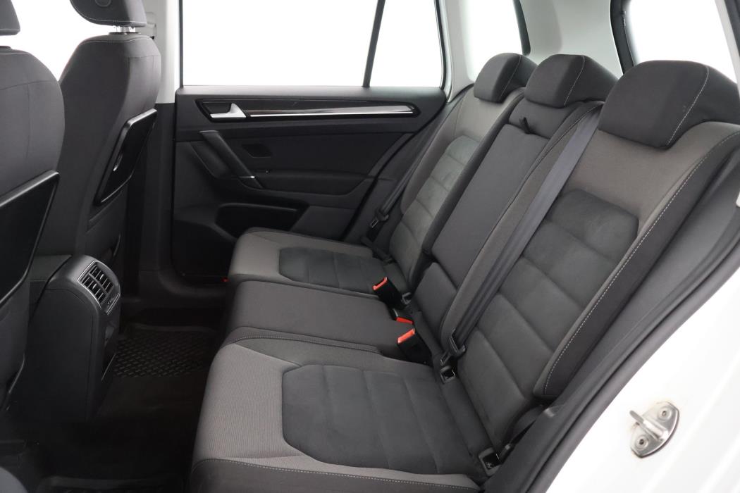 VOLKSWAGEN Golf Sportsvan 2019