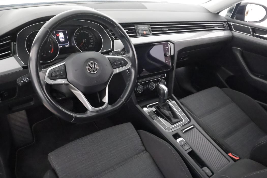 VOLKSWAGEN Passat 2020