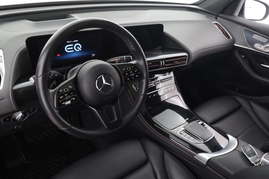 MERCEDES-BENZ EQC 2022