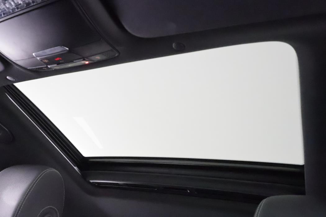 MERCEDES-BENZ EQC 2022