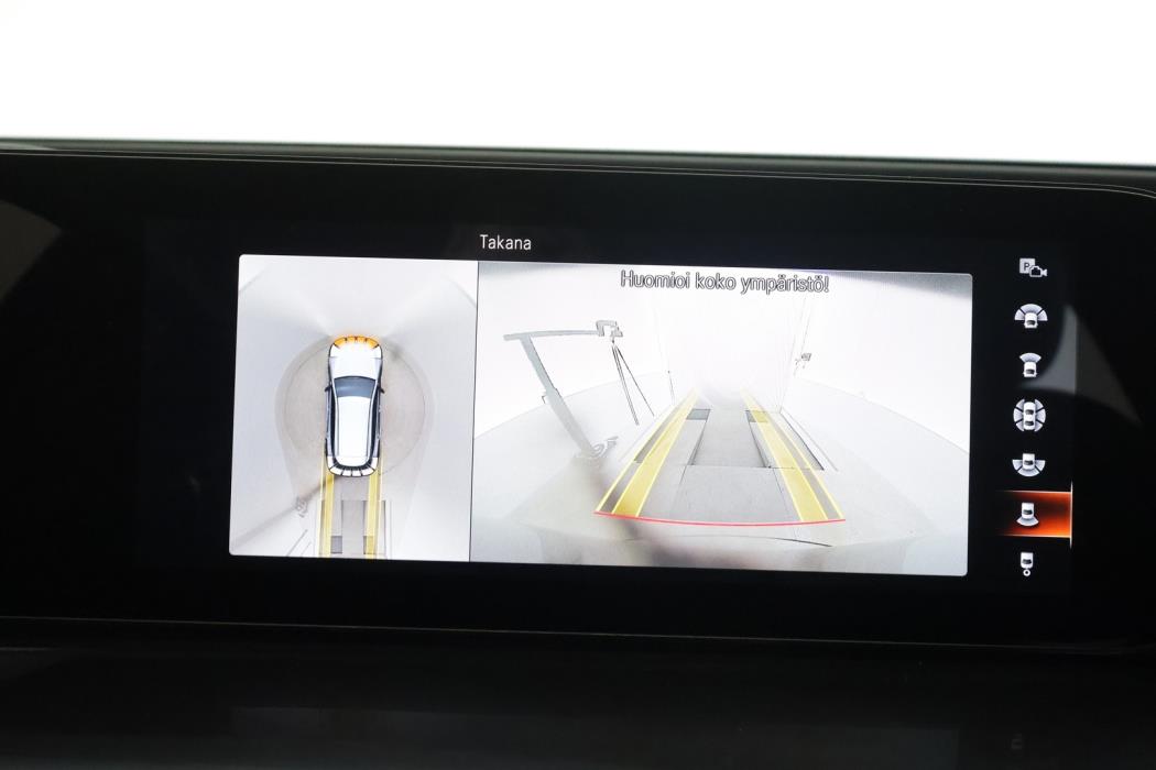 MERCEDES-BENZ EQC 2022