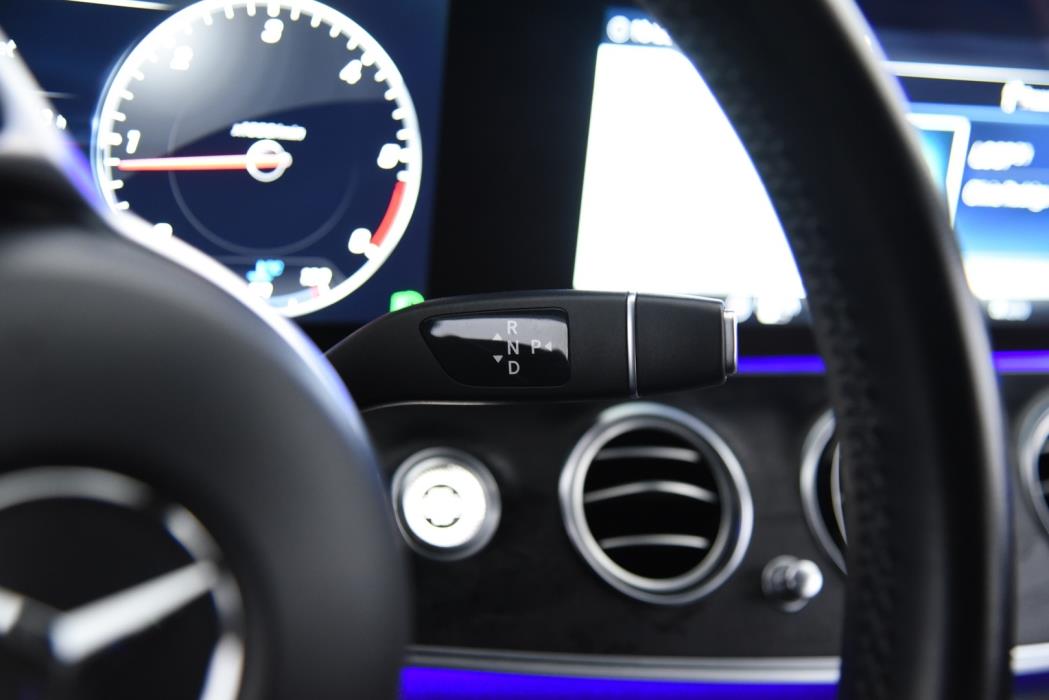 MERCEDES-BENZ E 2019