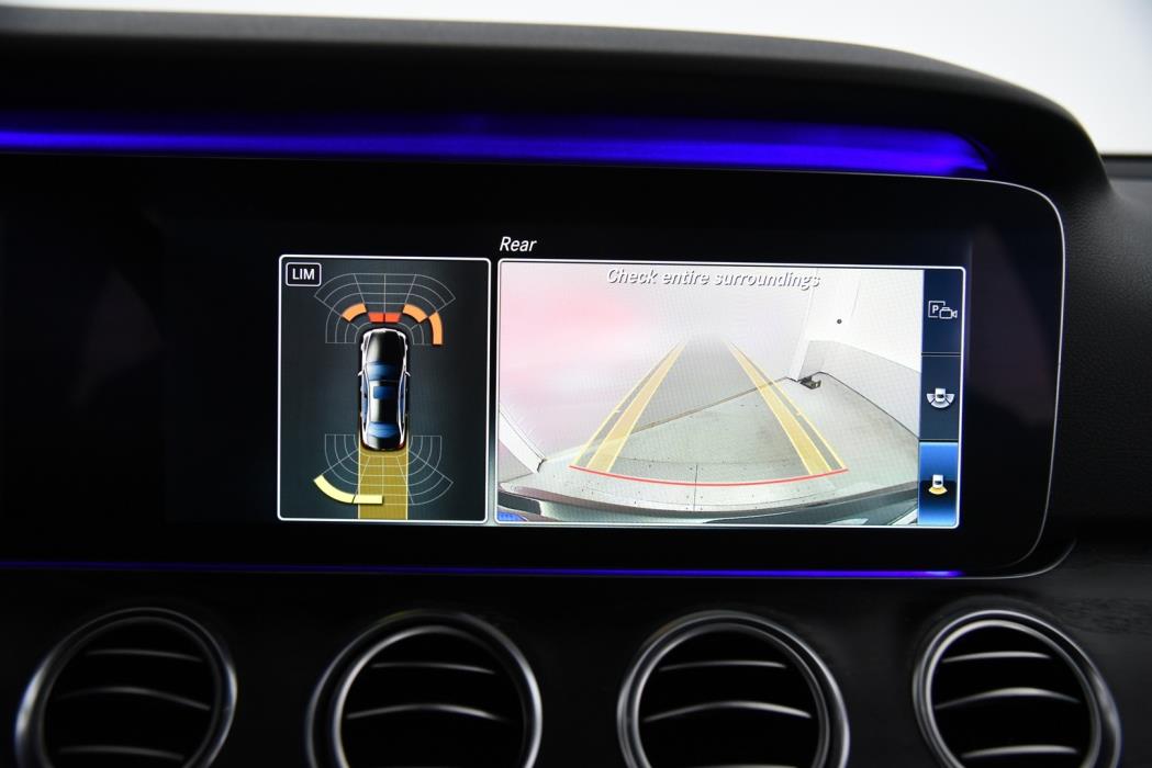 MERCEDES-BENZ E 2019