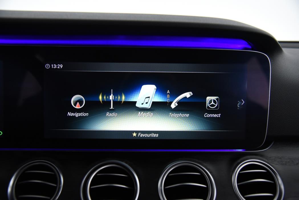 MERCEDES-BENZ E 2019