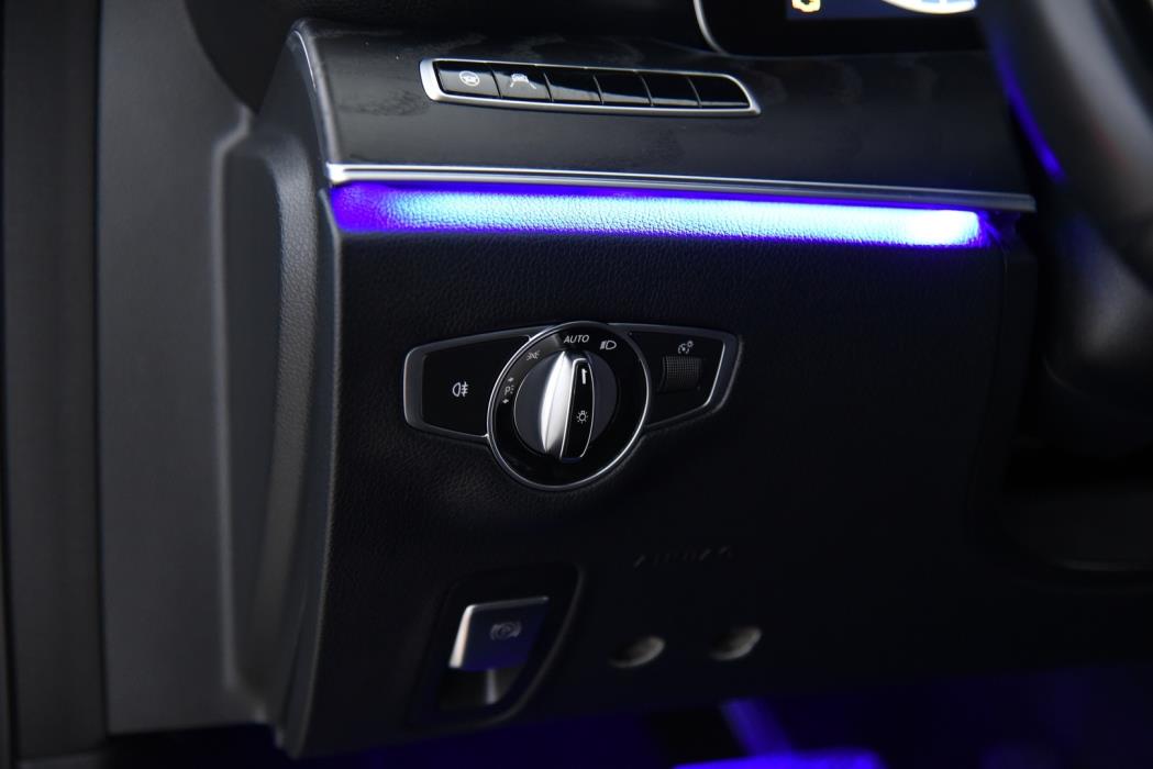 MERCEDES-BENZ E 2019