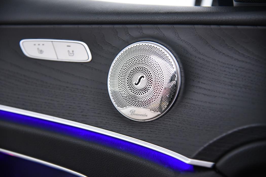 MERCEDES-BENZ E 2019