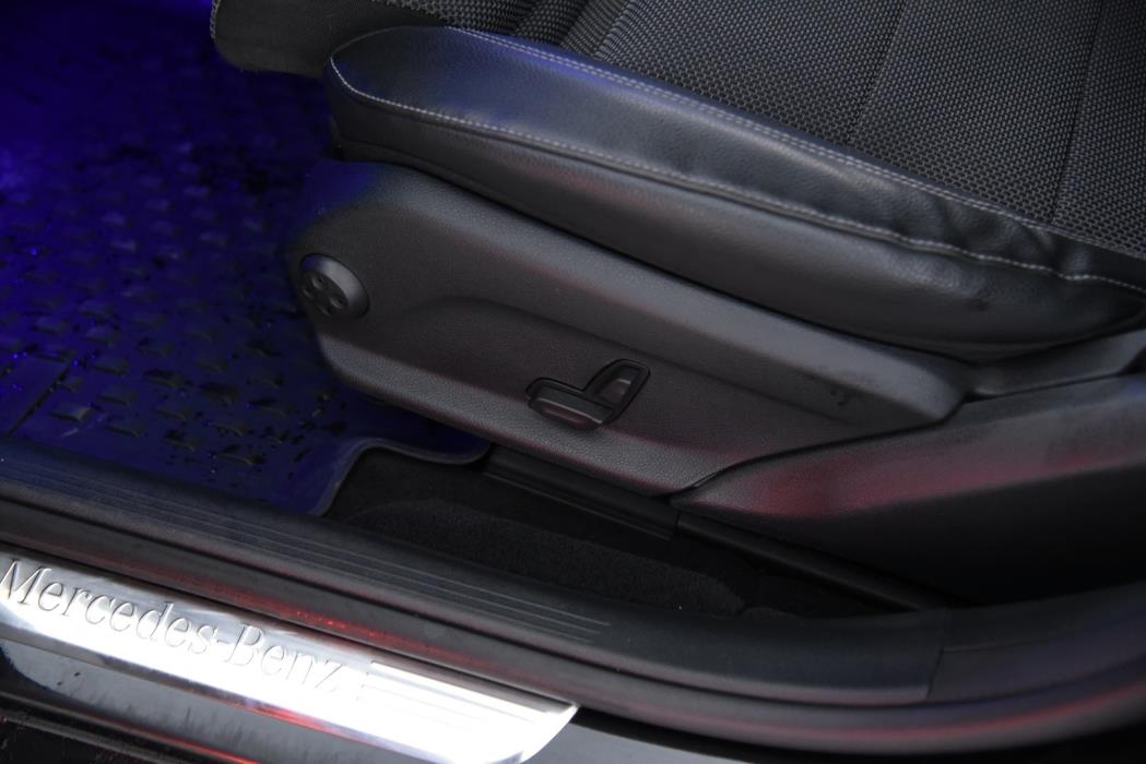 MERCEDES-BENZ E 2019