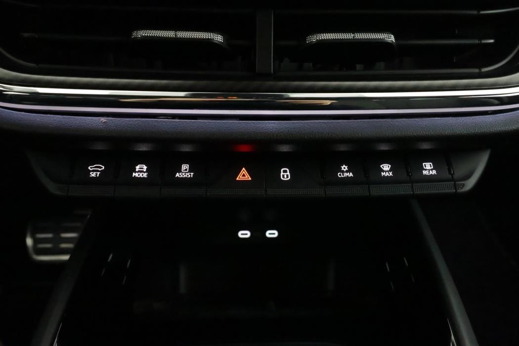 SKODA Enyaq 2023