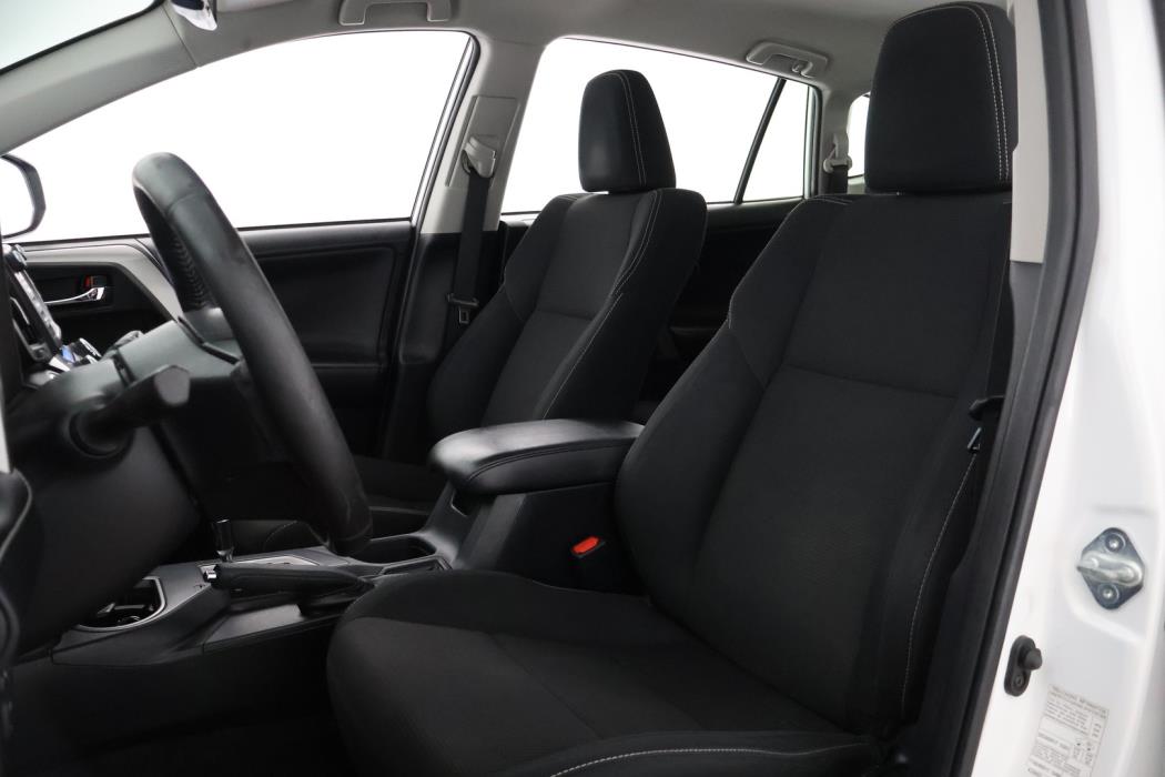 TOYOTA RAV4 2017