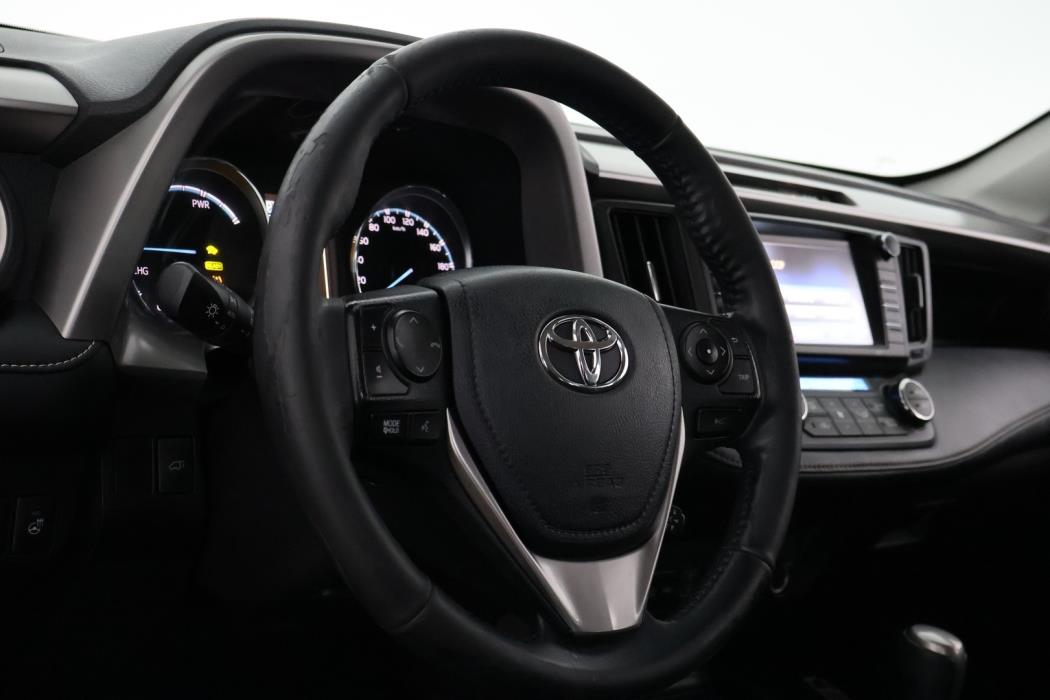 TOYOTA RAV4 2017