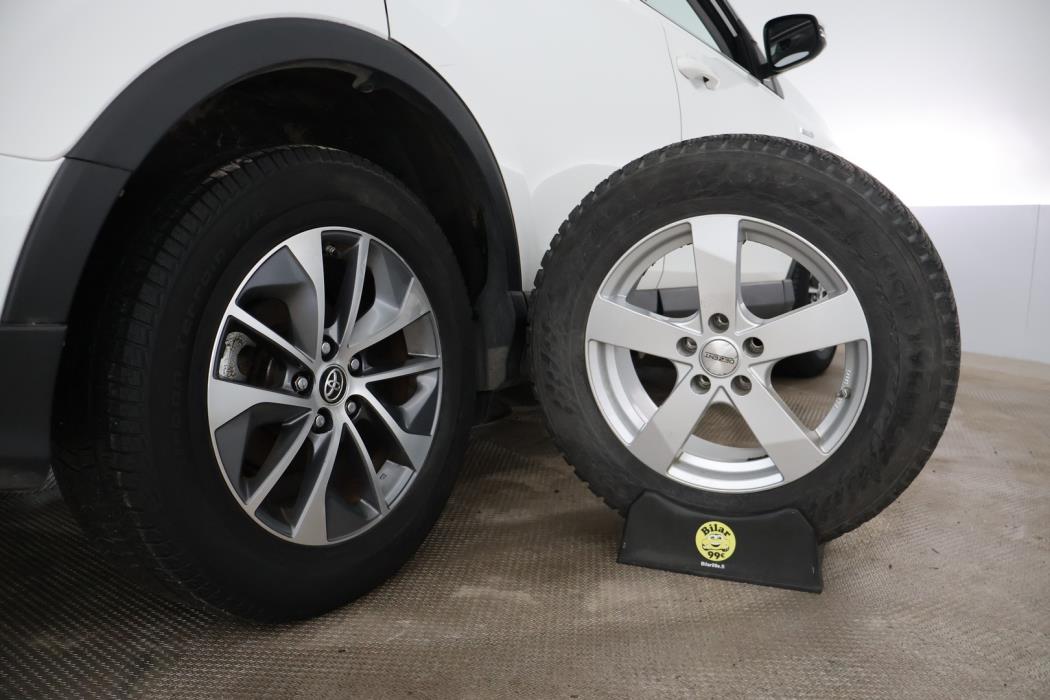 TOYOTA RAV4 2017