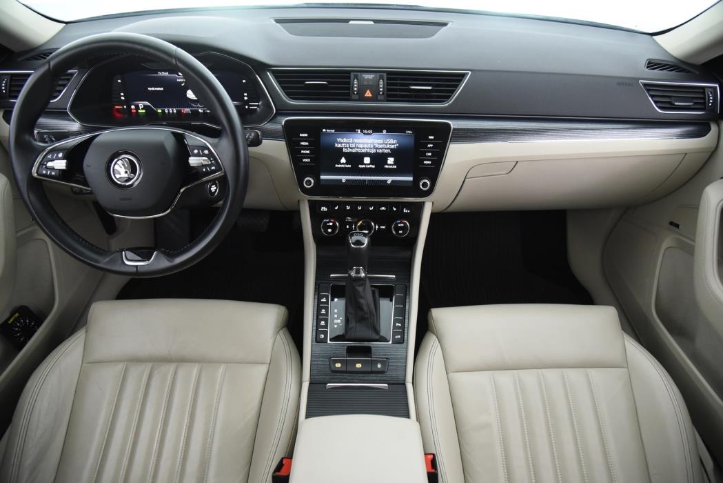 SKODA Superb 2021