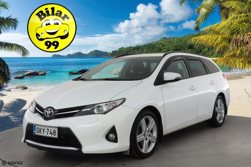 TOYOTA Auris 2014