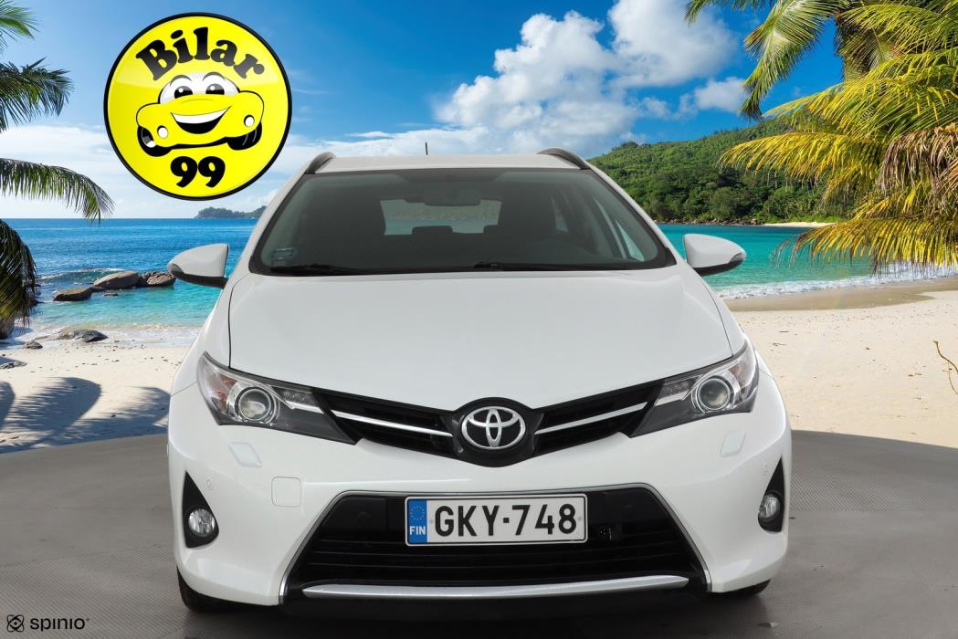 TOYOTA Auris 2014
