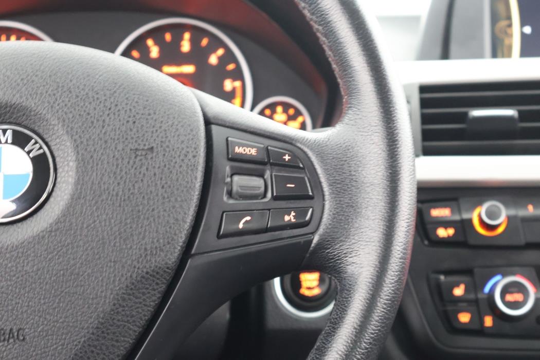 BMW 318 2014