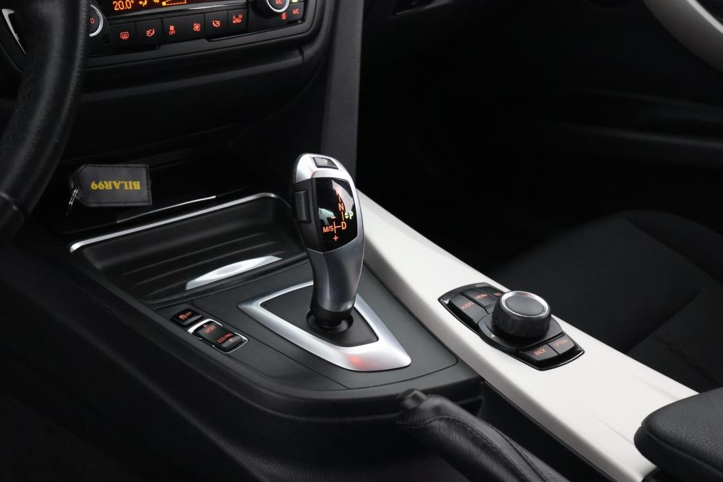 BMW 318 2014