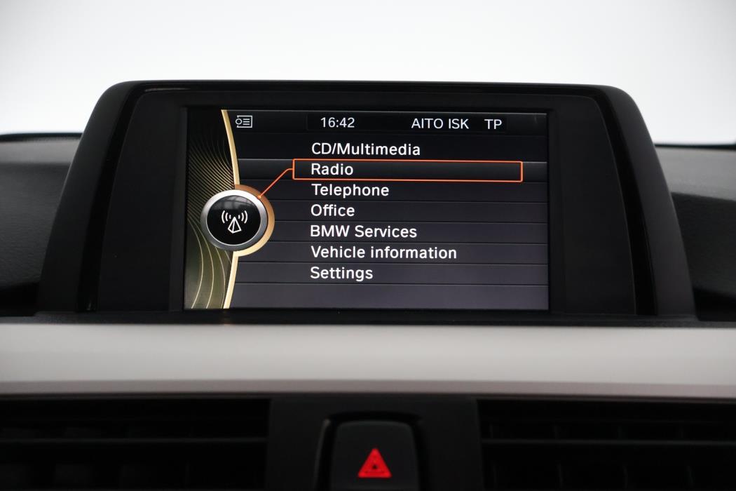 BMW 318 2014