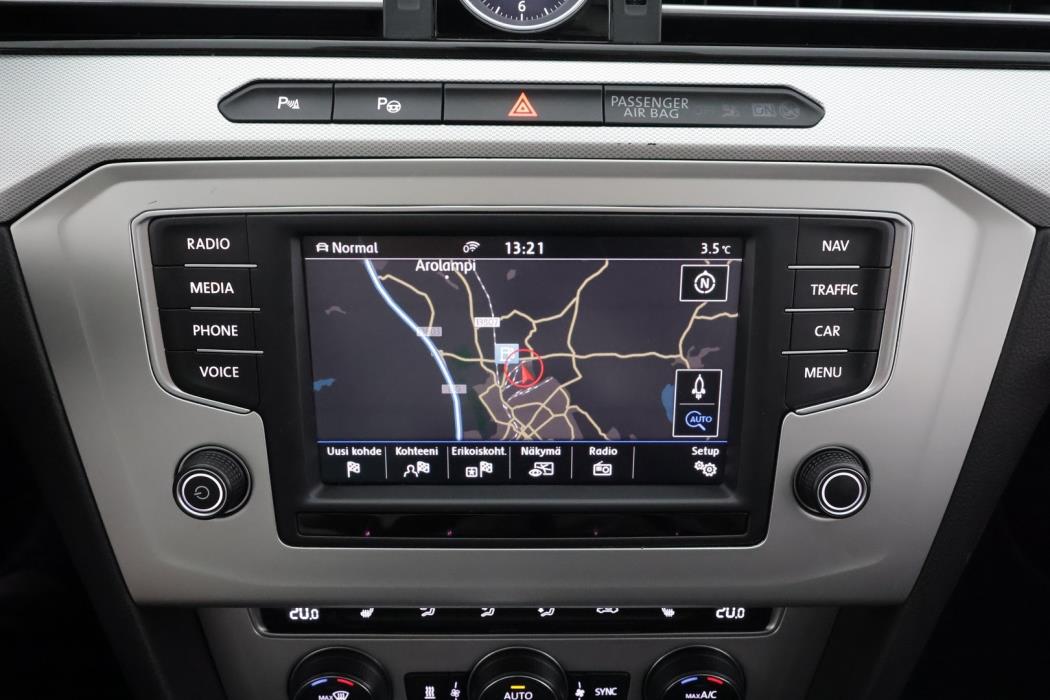 VOLKSWAGEN Passat 2017