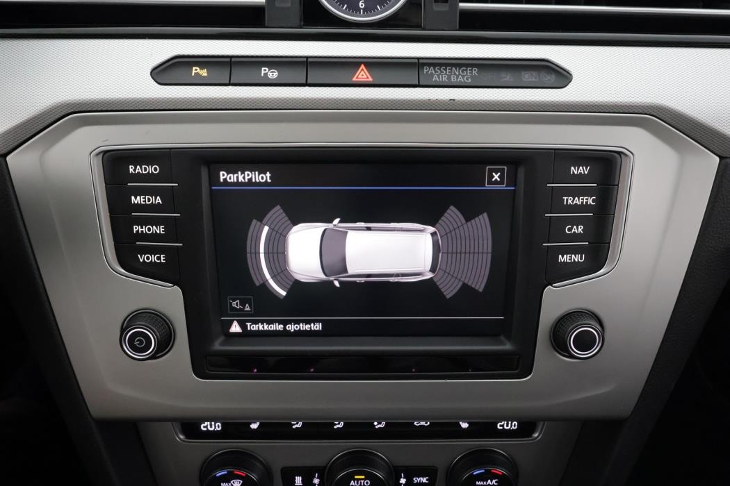 VOLKSWAGEN Passat 2017