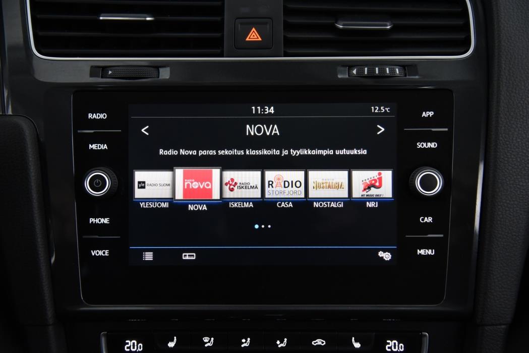 VOLKSWAGEN Golf 2018