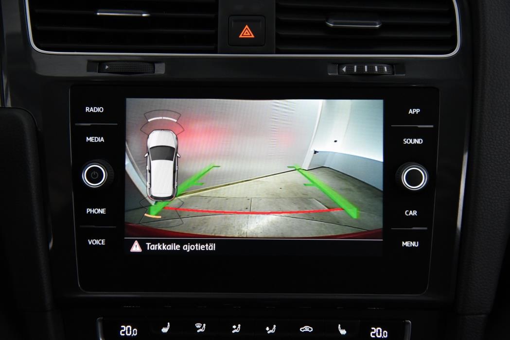 VOLKSWAGEN Golf 2018