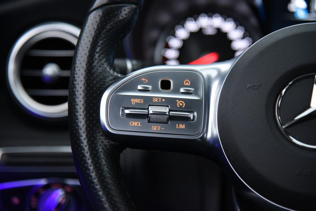 MERCEDES-BENZ C 2020