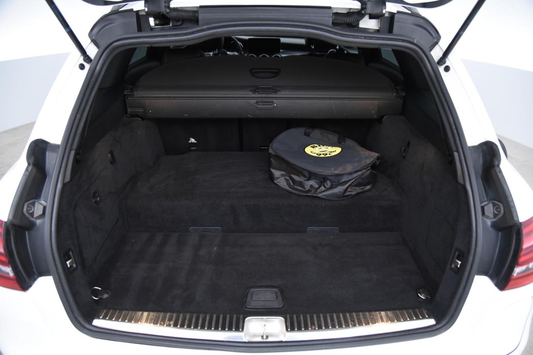 MERCEDES-BENZ C 2020