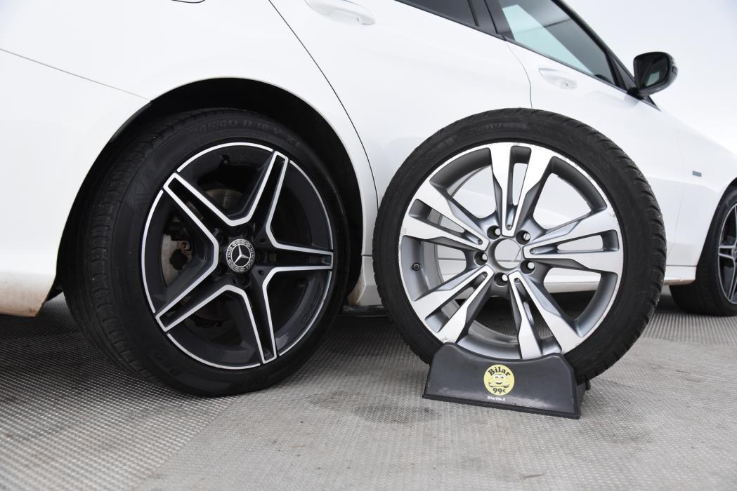 MERCEDES-BENZ C 2020