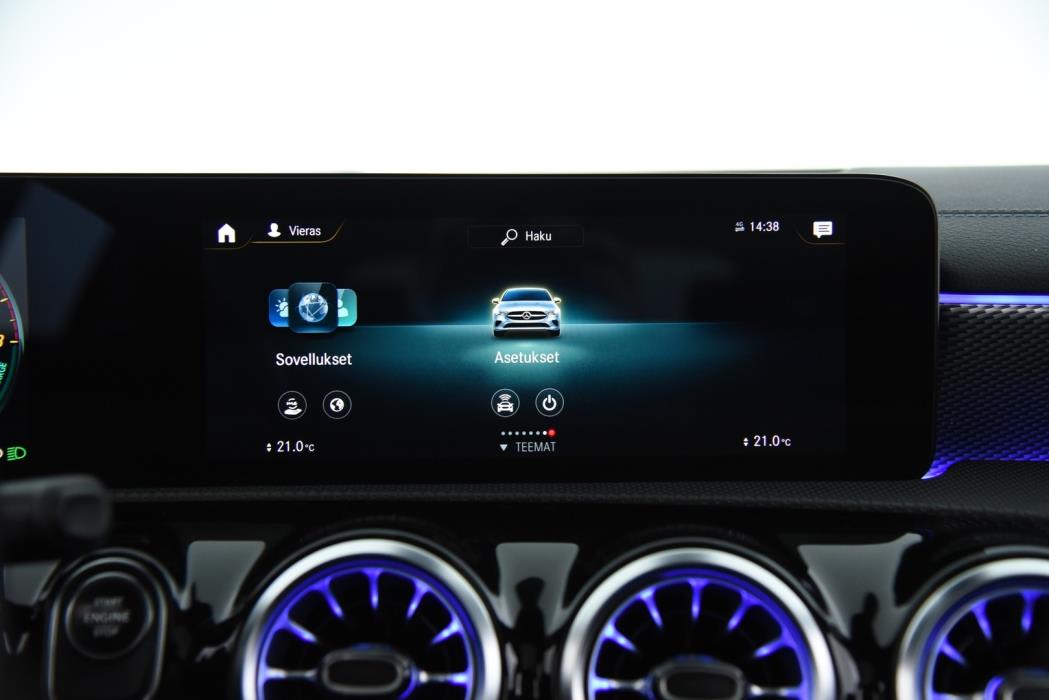 MERCEDES-BENZ CLA 2021