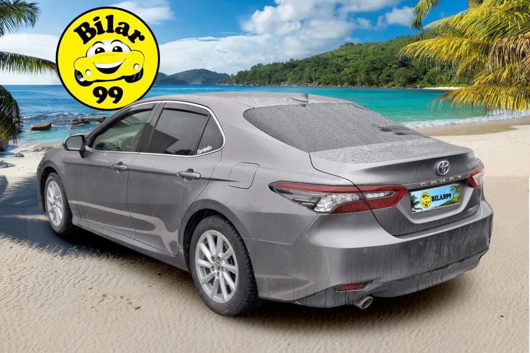 TOYOTA Camry 2022